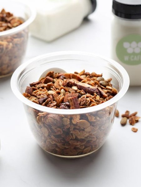 Granola with Milk to go