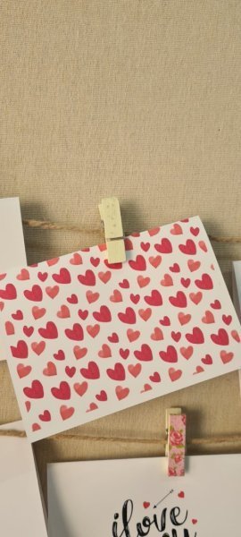 red hearts -card