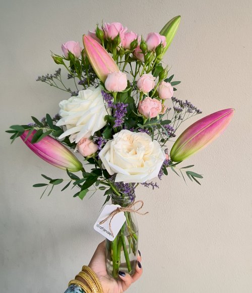 Pink Garden الحديقة الوردية
