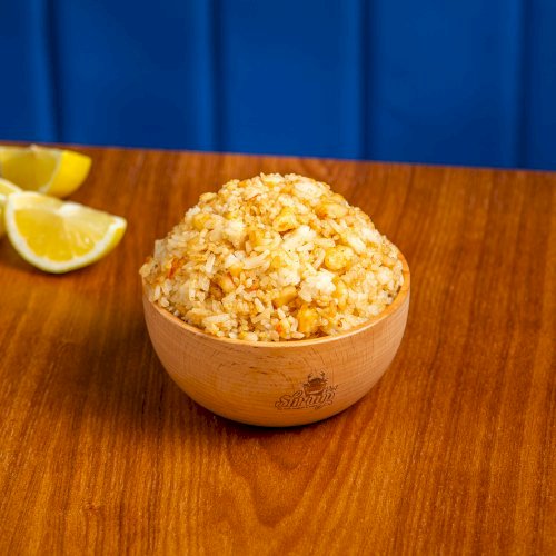 GARLIC FRIED RICE AND SHRIMPS