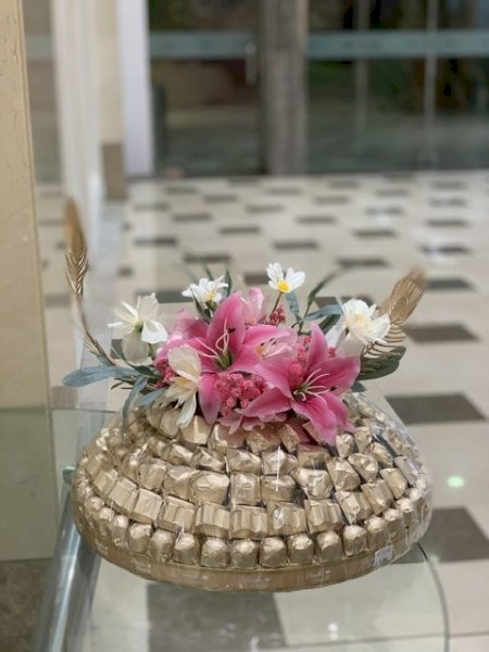 Gold Tray with Flower- 2kg