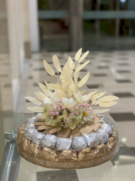 Gold-Silver Tray with Flower- 1kg