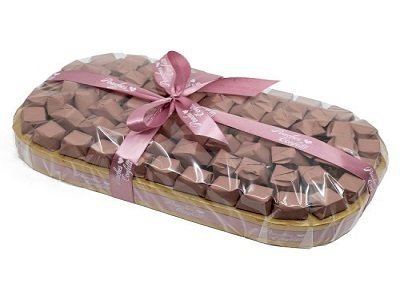 Pink Oval Tray- 1.1kg