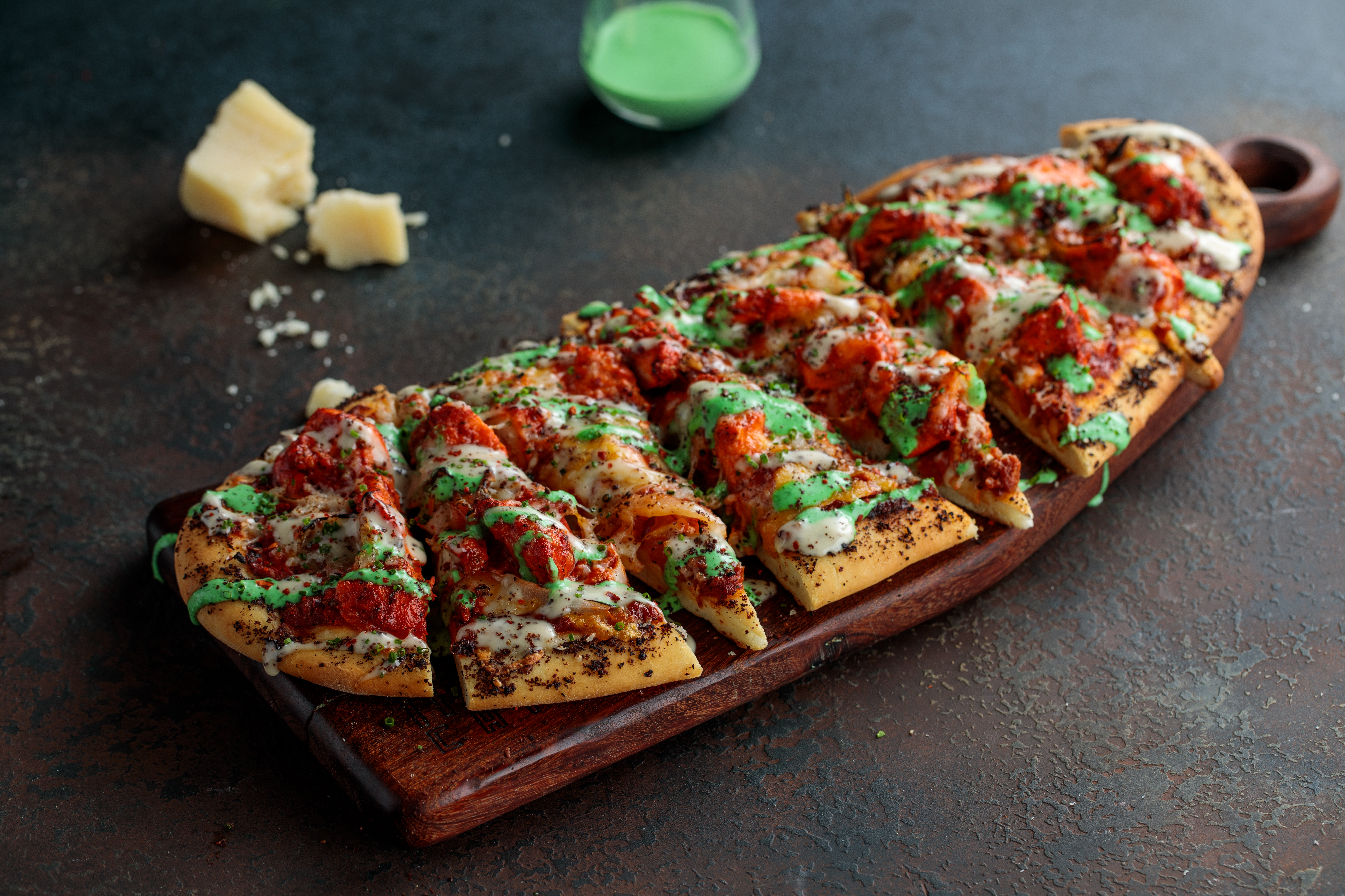 CHICKEN TANDOORI FLAT BREAD