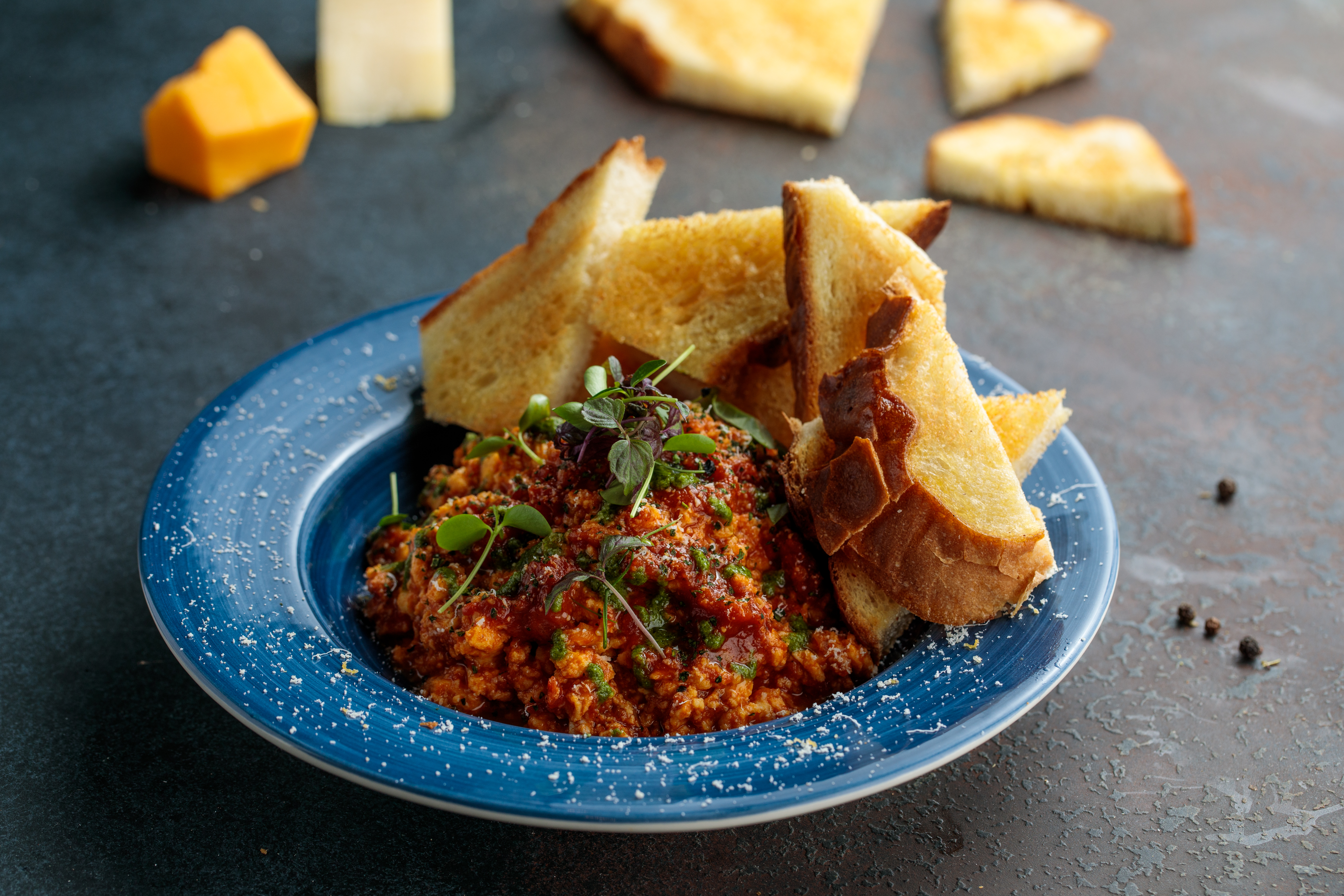 SHAKSHOUKA EGGS