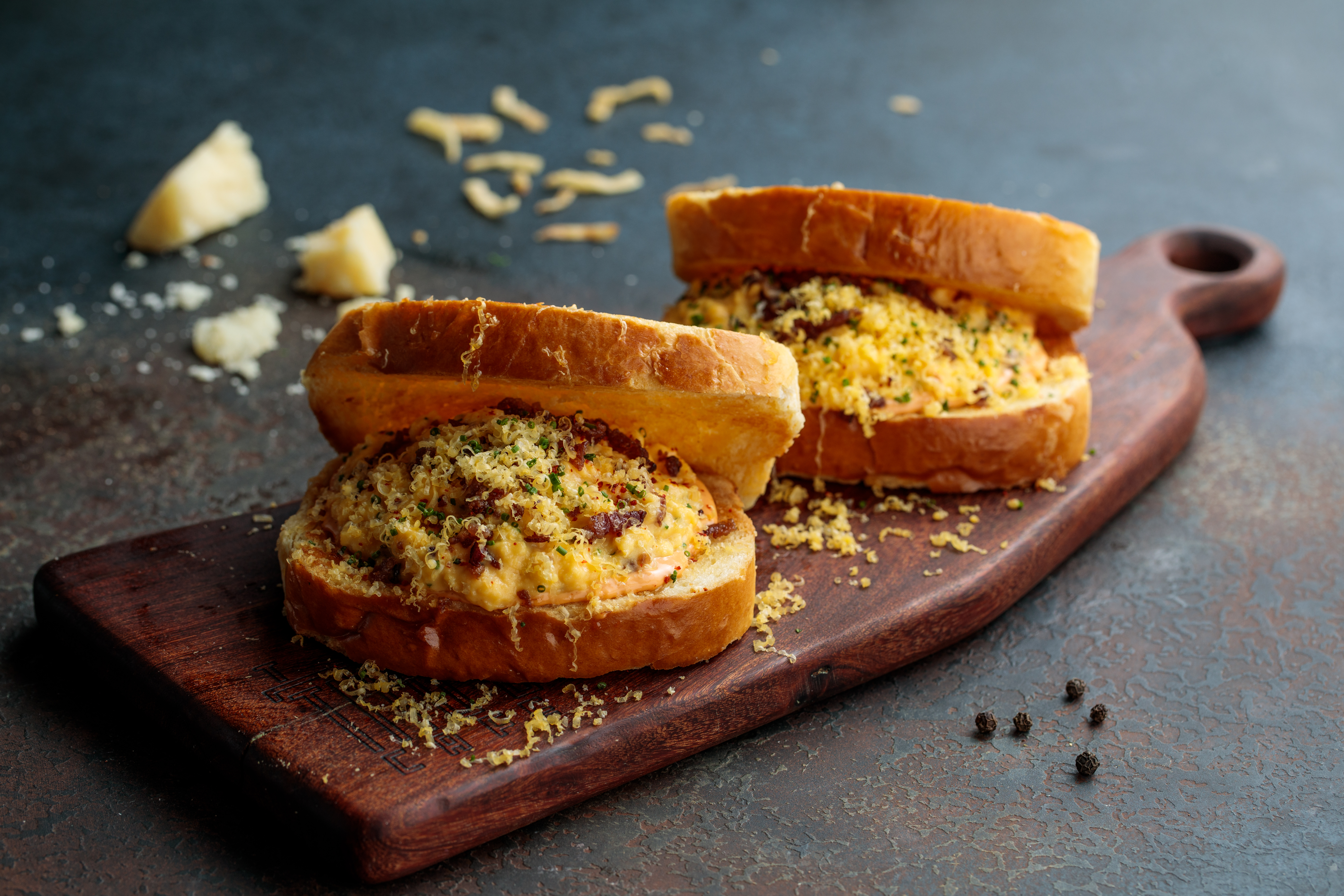 BRIOCHE SCRAMBLED EGG