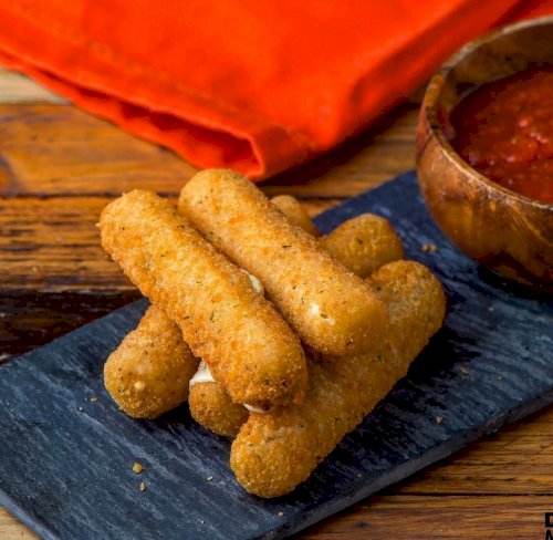 Mozzerlla sticks