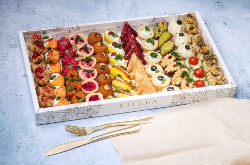 Canapes Sharing Box