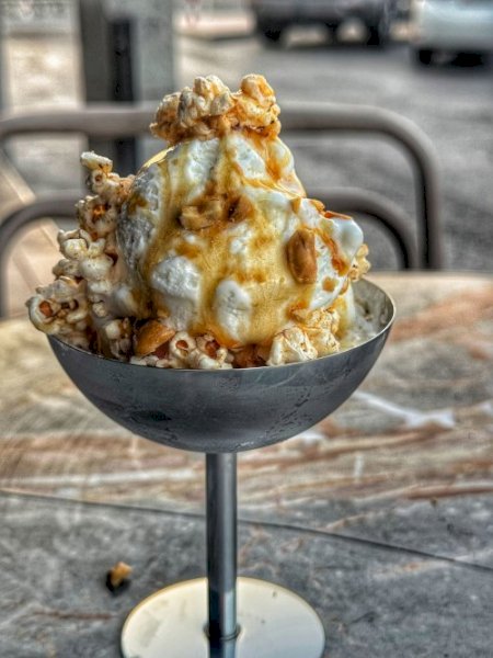Caramelized  Popcorn ice cream